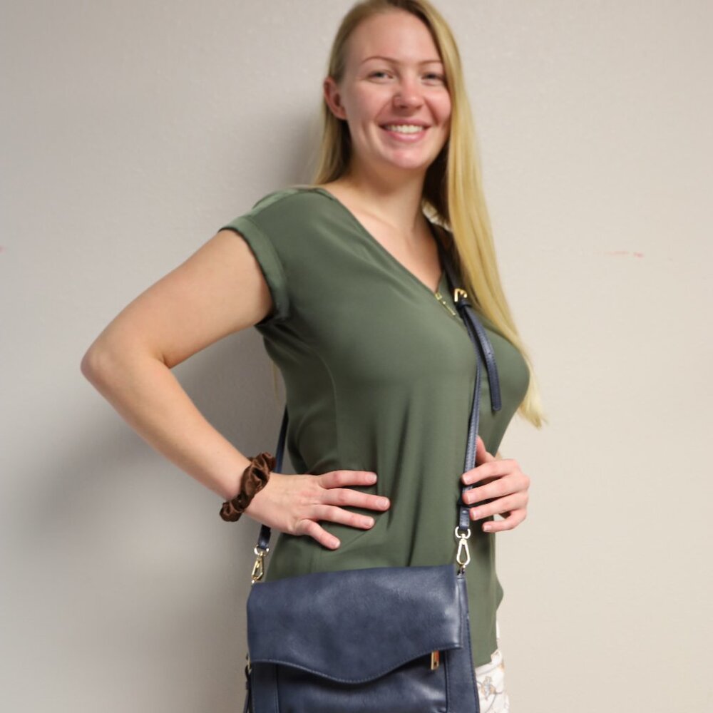 Handbag - Picture 2 of 9